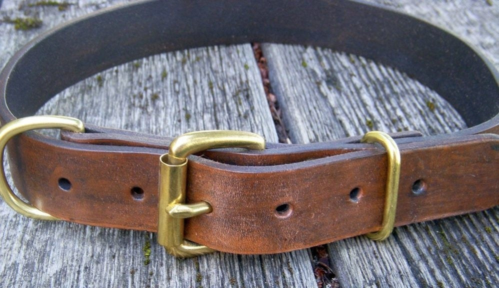 how to clean a leather dog collar