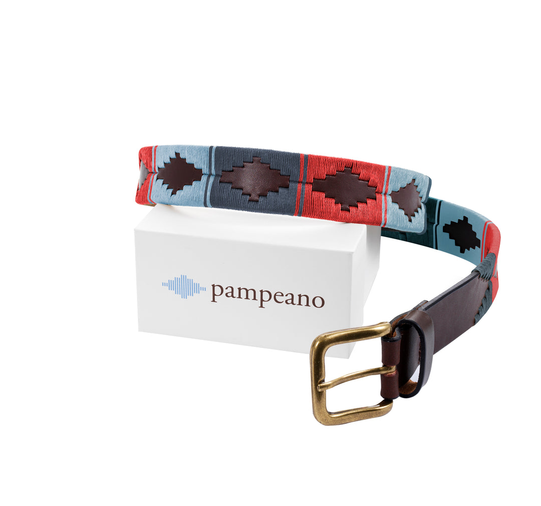 Auswahl zwischen einem beliebigen Pampeano-Ledergürtel, einer Aktentasche und einem Kartenetui - Geschenkpaket