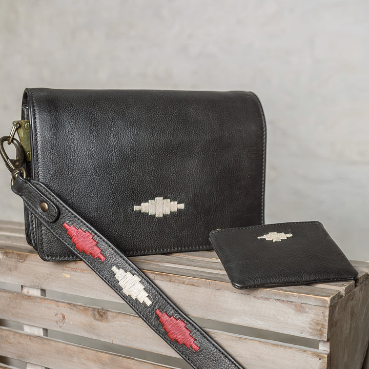 'Cambio' Pouch Purse - Black Leather - pampeano UK