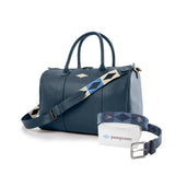 Auswahl zwischen einem Pampeano-Gürtel aus Leder und einer Varon-Reisetasche aus Leder – Geschenkpaket