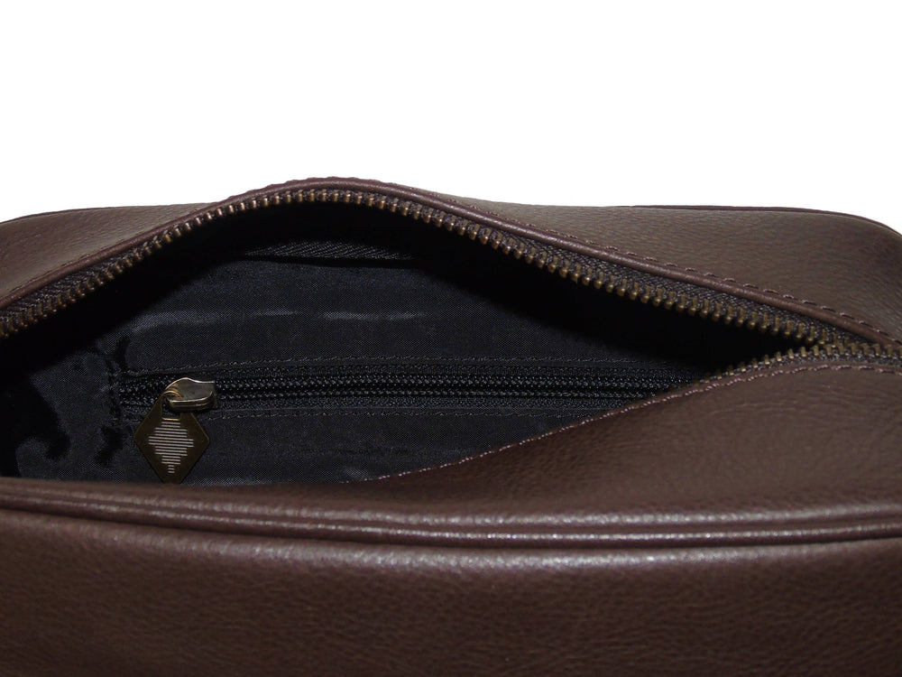 'Hombre' Washbag - Navy Leather - pampeano UK