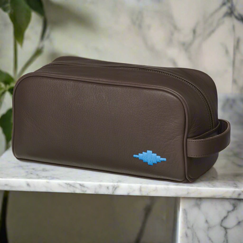 'Hombre' Washbag - Brown Leather - pampeano UK